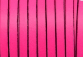 20 cms. Cuero plano 5x1,5mm. Fucsia fluor borde negro. Calidad superior