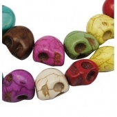 10 Unidades. Calavera howlita 12mm. Agujero 1mm. Colores variados