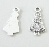 320 unid. Virgen covadonga aleacin de metal 20x10mm.