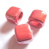 Abalorio regaliz ceramica 17x14x14 rosa chicle