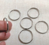 200 unid. Argolla llavero de metal Tamao 25x2mm. (Argolla fina)