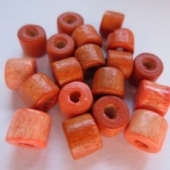 Bolsa 50 piezas. Abalorio tubo madera naranja 7x6mm agujero: 2mm