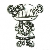 Colgante zamak Lolita coqueta 22 mm. Zamak bao de plata