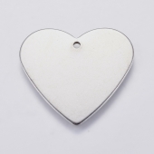 PERSONALIZABLE. Corazn acero inoxidable 24x27x1mm. Hole: 1.3mm Plazo 2-4 das