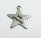 Estrella acero inoxidable 20x18x1mm. Anilla 1,5mm. Grabado laser Mis amores