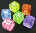 Abalorios letras cubo acrlico 6mm